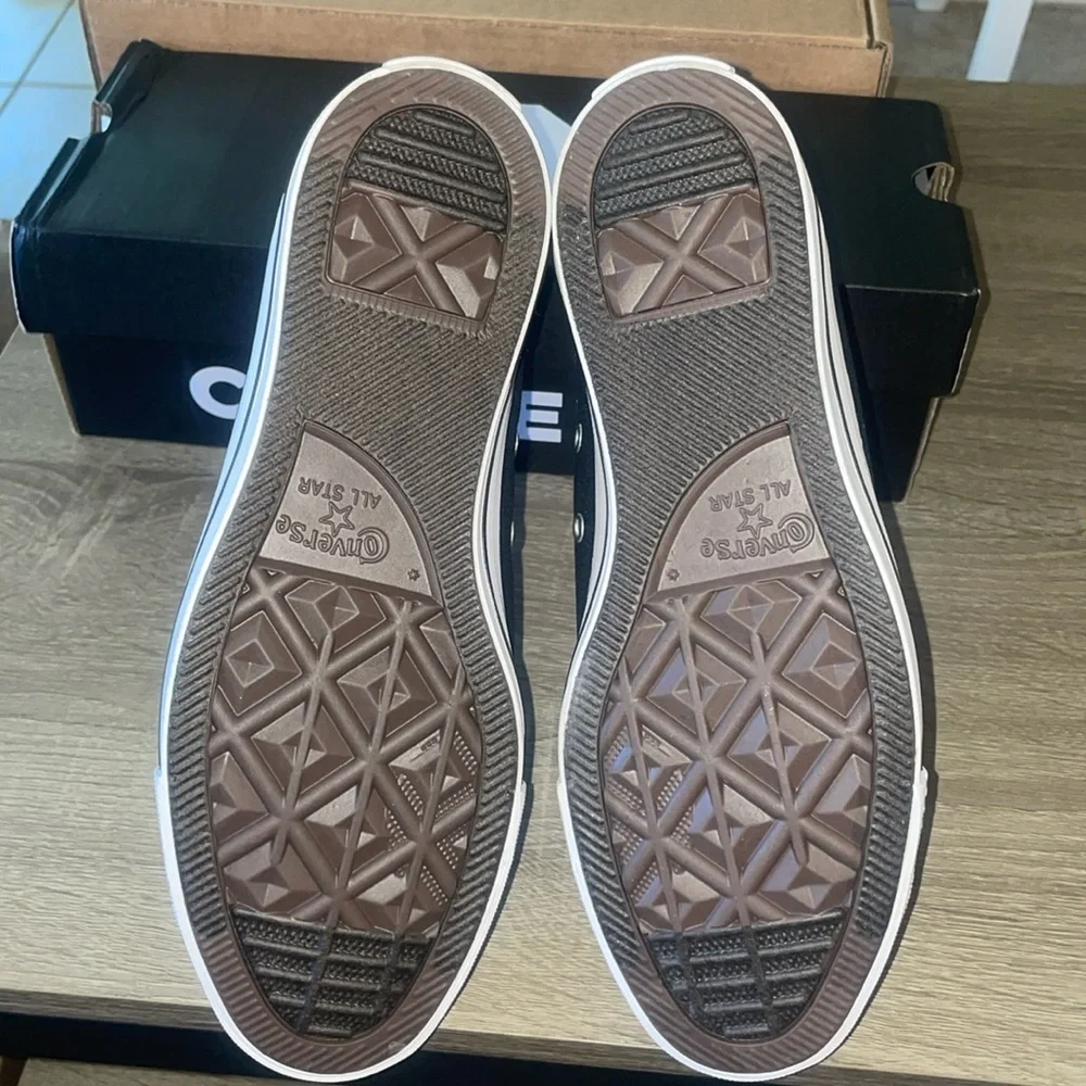 ❇️NWT❇️ Converse Chuck Taylor
High-Top Sneakers - Picture 6 of 10